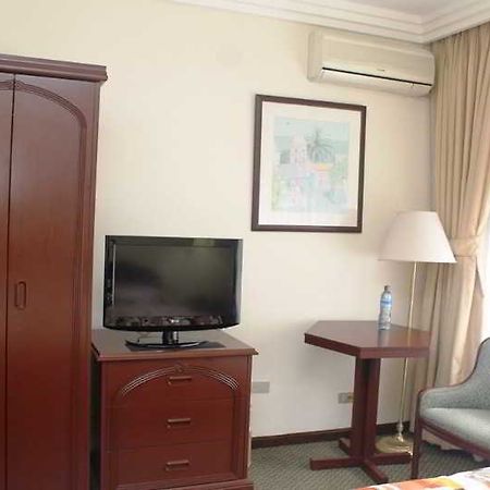 Siesta Hotel And Casino Antiguo Cuscatlán المظهر الخارجي الصورة