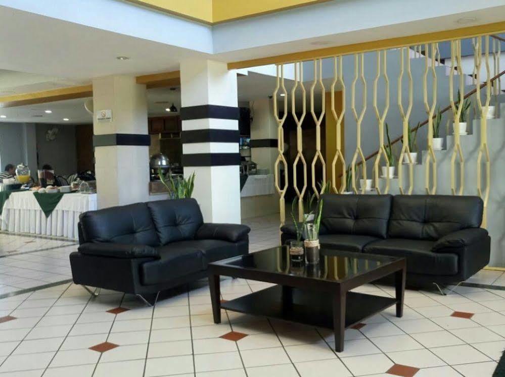 Siesta Hotel And Casino Antiguo Cuscatlán المظهر الخارجي الصورة
